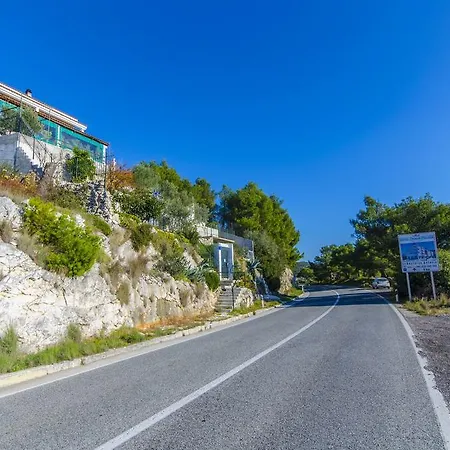 Dunja * Poljica (Trogir)