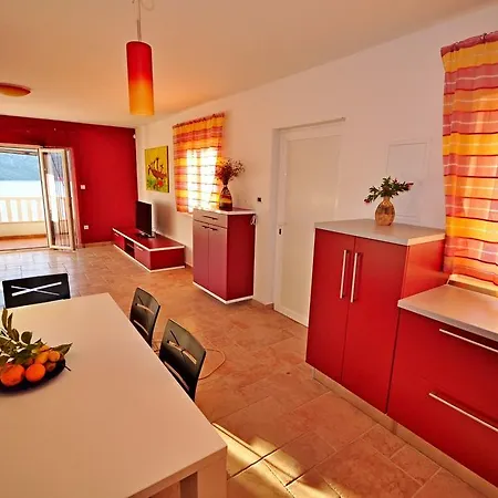 Dunja Apartment *