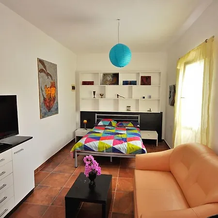 Dunja Poljica (Trogir)